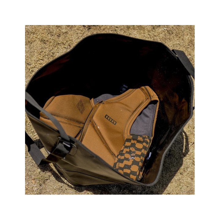 ION Changing Bucket - wetsuit changing bag