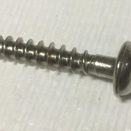 RECHARGE Oprema Vijak za Zanke za noge - M6x28 mm RCHVIJZANKE1