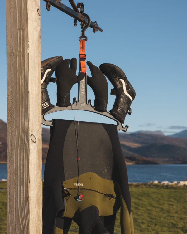C-Monsta Wetsuit Hanger V2 - Image 3