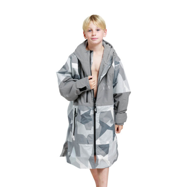 WhiteWater Kids Hard Shell Robe - Image 10